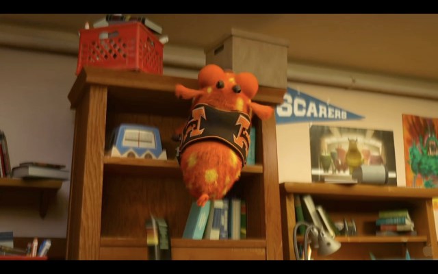 Pixar Monsters University Archie the Scare Pig | Turn The Right Corner