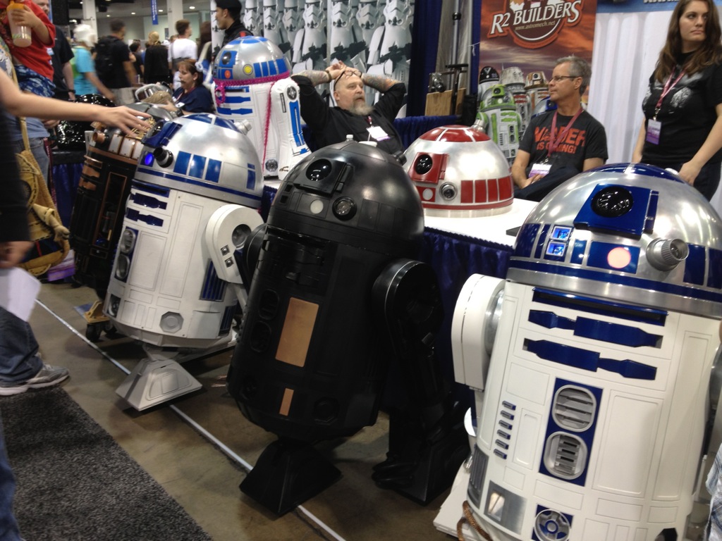 WonderCon 2013 R2 Units Star Wars