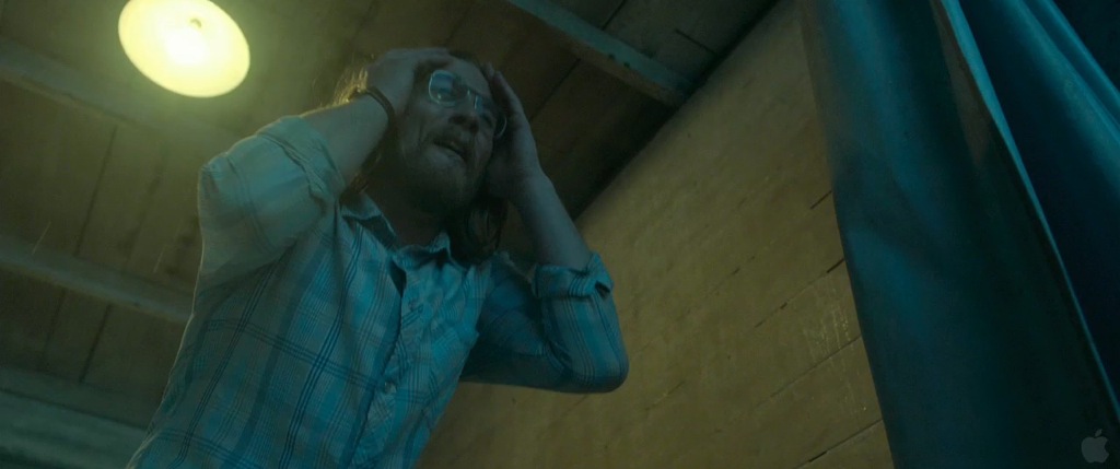 Evil Dead 2013 Lou Taylor Pucci 2