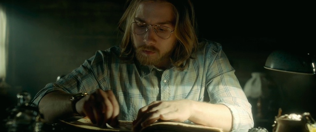 Evil Dead 2013 Pucci