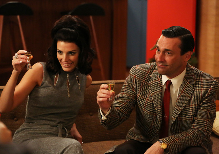 Mad Men Season 6 Premiere Cheers