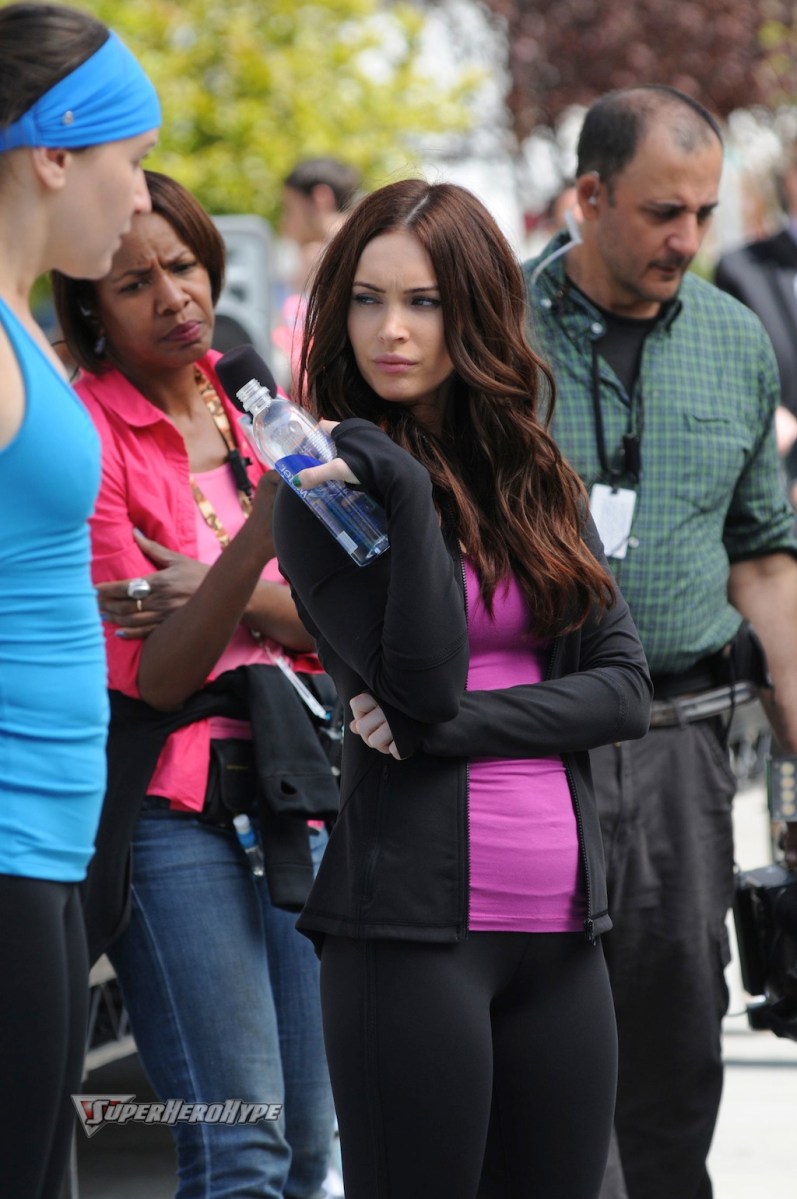 Megan Fox Teenage Mutant Ninja Turtle Set Photos 2