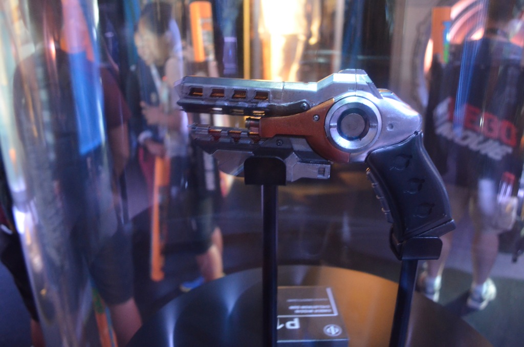 Comic-Con 2013 Ender's Game Fan Experience Gun