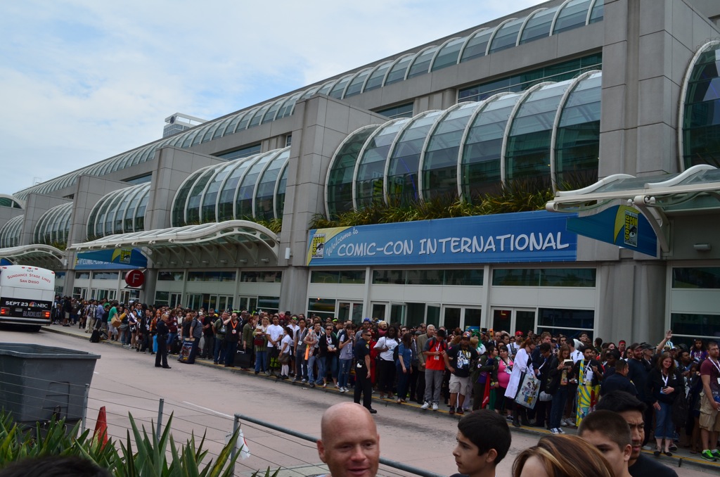 San Diego Comic Con 2013 Lines of People