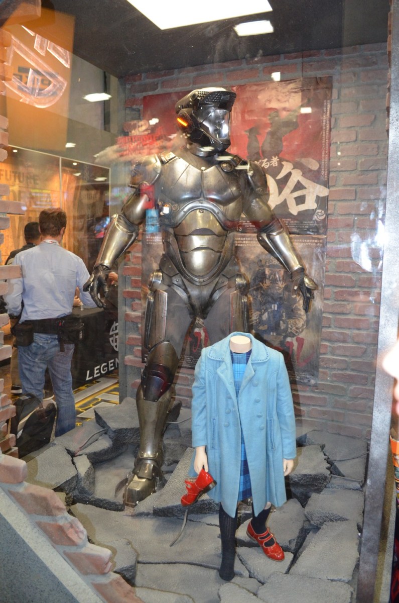 San Diego Comic Con 2013 Pacific Rim Jaeger Suit