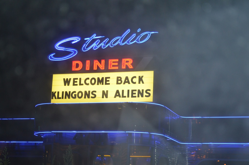 San Diego Comic Con 2013 Thursady Studio Diner