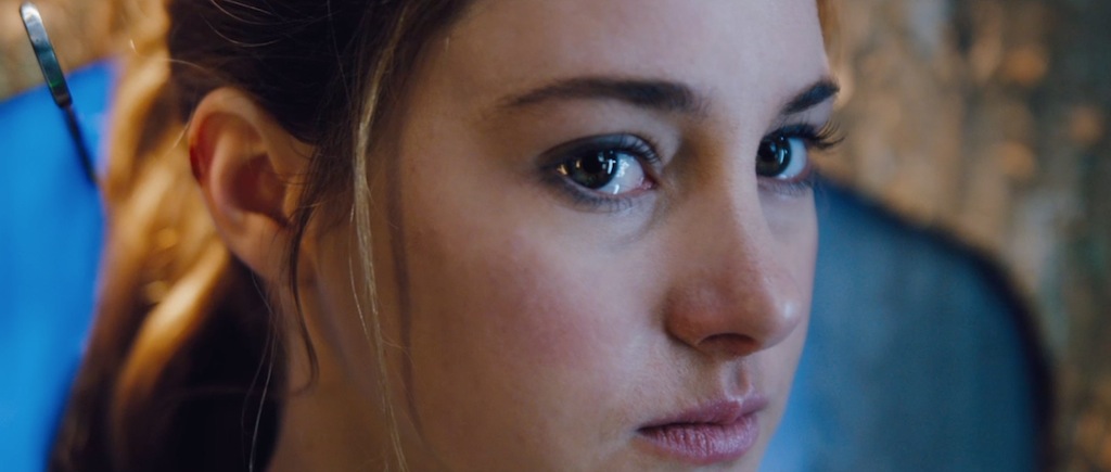 Divergent Movie Teaser Bleeding