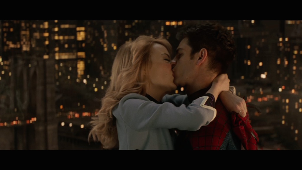 The Amazing Spider-Man 2 Movie Screenshot Kissing