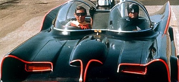 Zack Snyder Teases Batmobile for 'Batman vs. Superman'