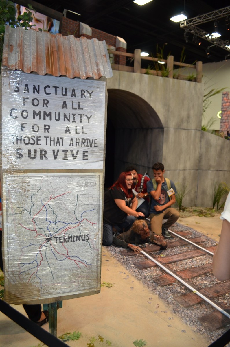 Comic-Con 2014 The Walking Dead Booth 2