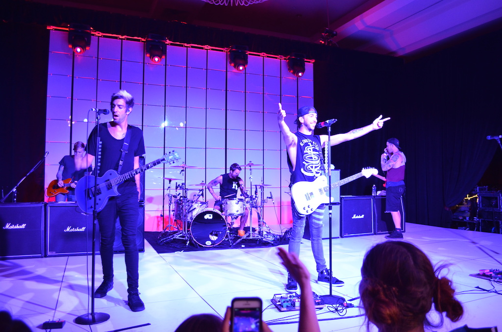 Her Universe Fashion Show All Time Low After Party Concert 2