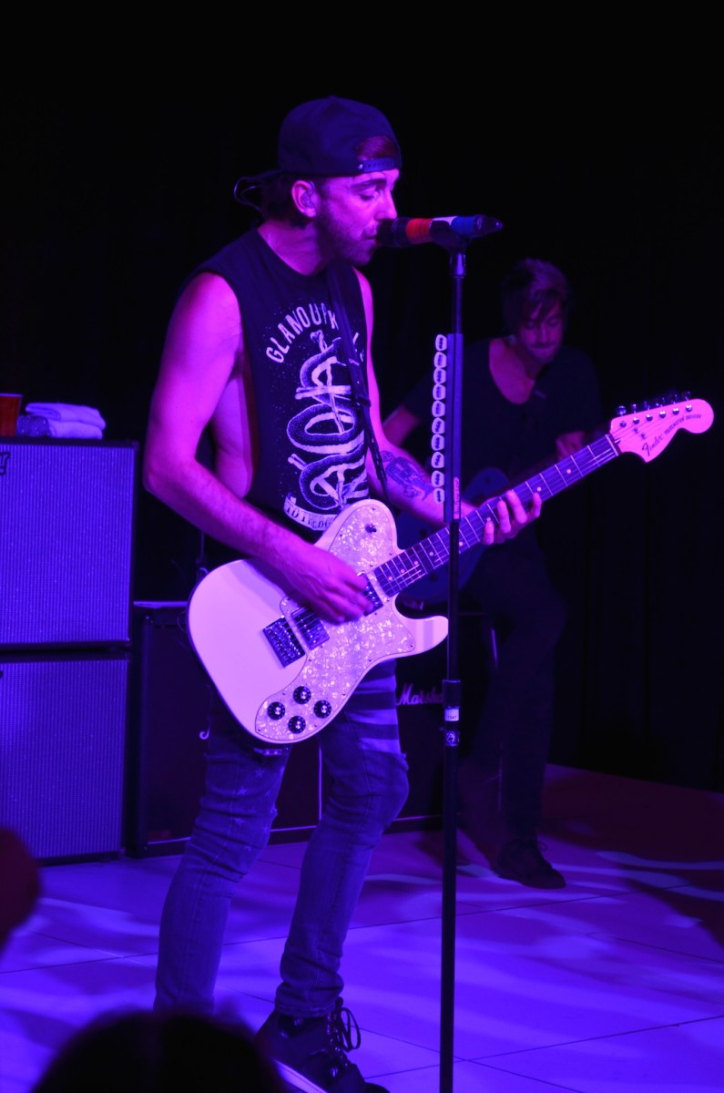 Her Universe Fashion Show All Time Low After Party Concert 4