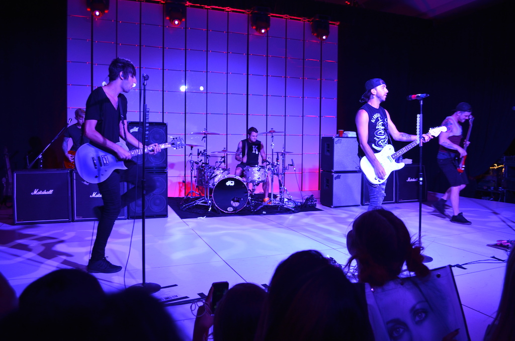 Her Universe Fashion Show All Time Low After Party Concert 6