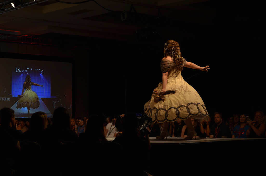 Her Universe Fashion Show SDCC 2014 Cressie Lewis The Hobbit Wedding Dress 3