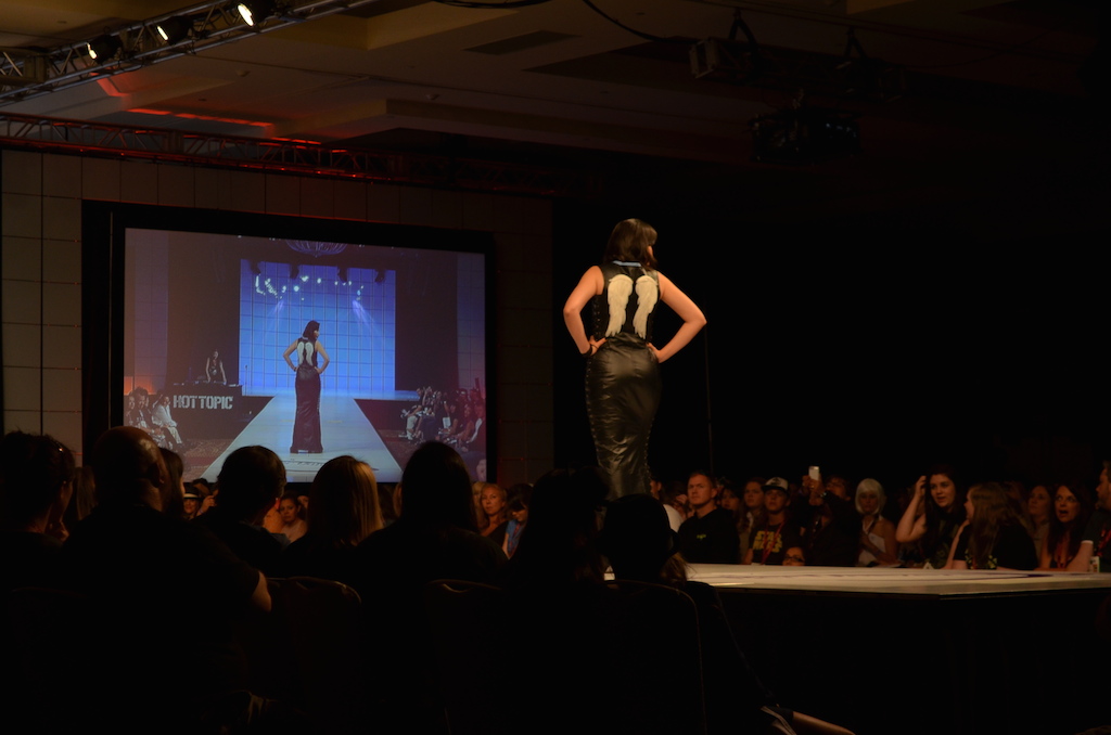 Her Universe Fashion Show SDCC 2014 Melissa Camacho Daryl Dixon The Walking Dead 2