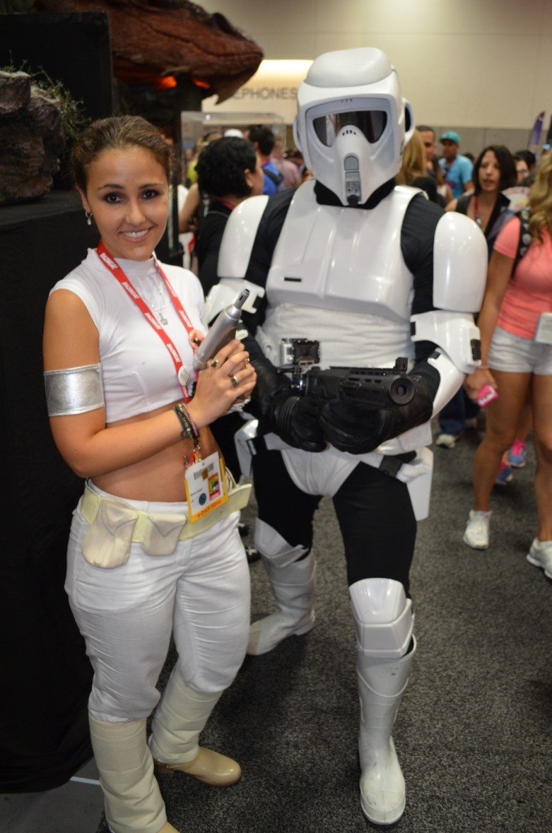 Padme and Scout Trooper