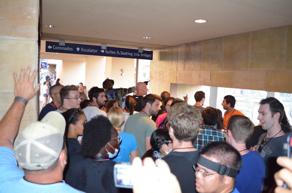 The Walking Dead Escape Comic-Con 2014 Petco Park 31