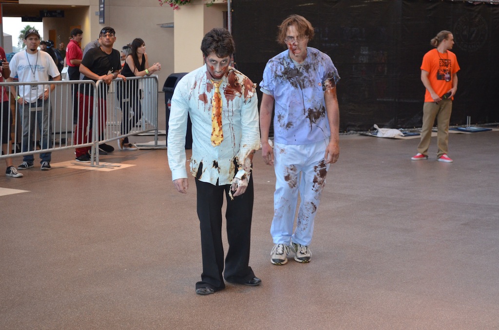 The Walking Dead Escape Comic-Con 2014 Petco Park 56