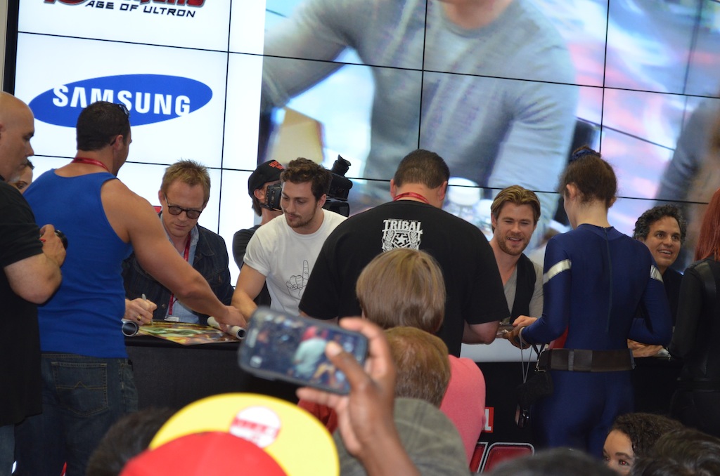 Comic-Con 2014 Taylor-Johnson and Hemsworth