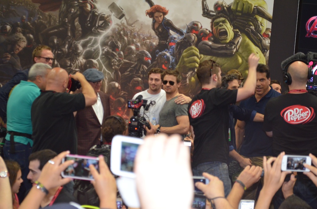 Comic-Con 2014 Taylor-Johnson and Renner