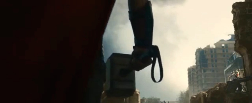 Avengers 2 Age of Ultron Trailer Leak Screenshot Mjolnir