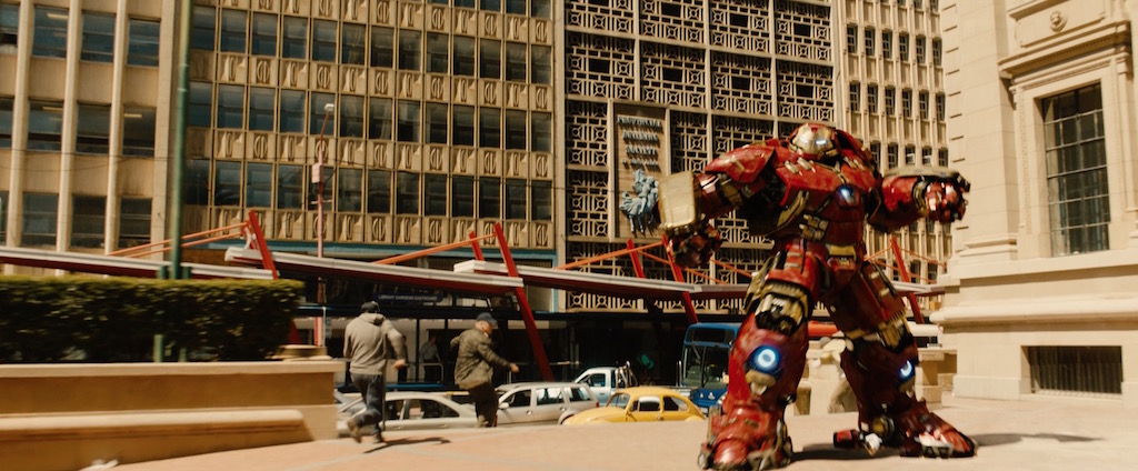 Avengers 2 Age of Utlron Screenshot Iron Man Hulkbuster Armor 11