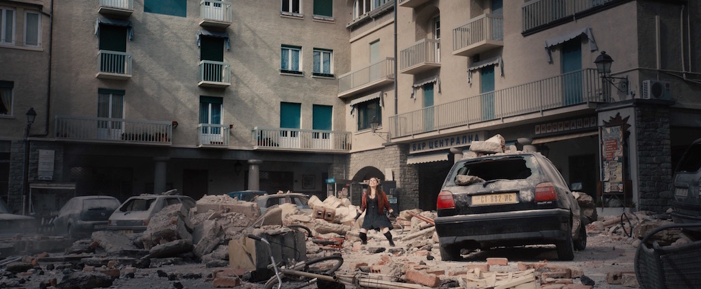 Avengers 2 Age of Utlron Screenshot Scarlet Witch Destruction