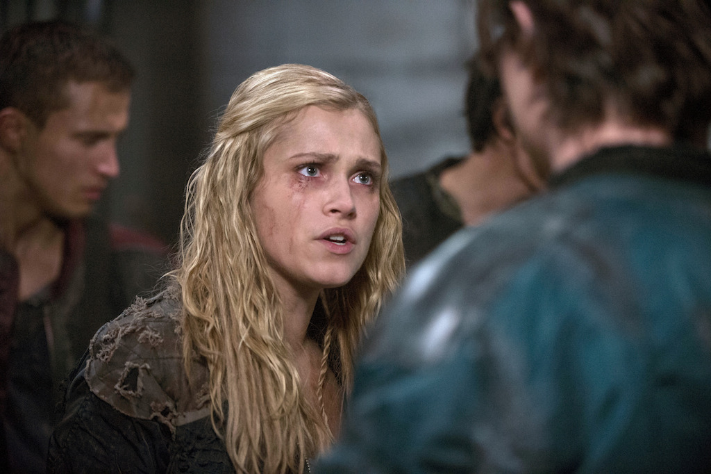 The 100 Season 1 Screenshot Eliza Taylor Clarke