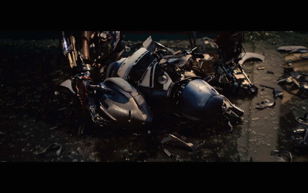 Avengers Age of Ultron Screenshot Iron Man Armor Blue