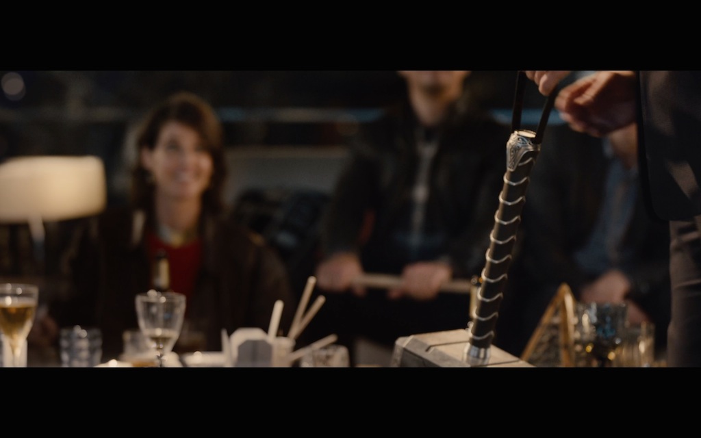 Avengers Age of Ultron Screenshot Thor Mjolnir