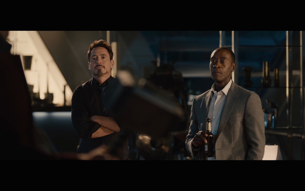 Avengers Age of Ultron Screenshot Tony and Rhodes