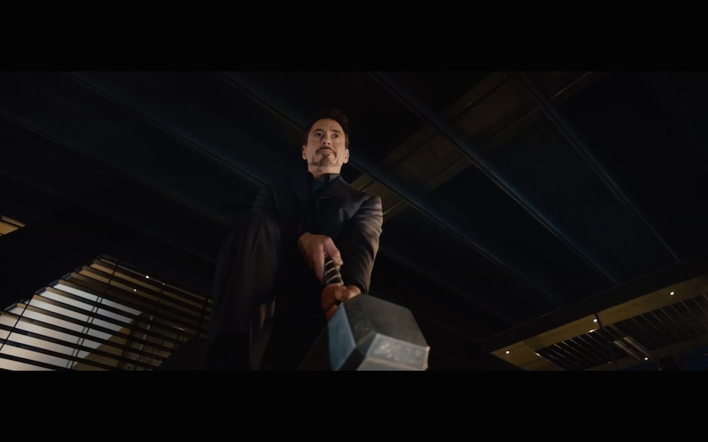 Avengers Age of Ultron Screenshot Tony Stark Robert Downey Jr. 2