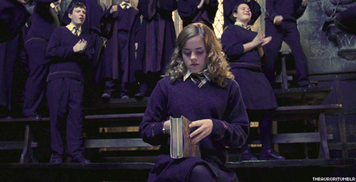 Emma Watson Hemrione Granger Books Reading Harry Potter