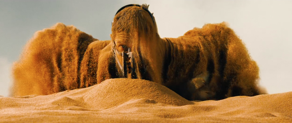 Mad Max Fury Road Screenshot Tom Hardy Sand 2