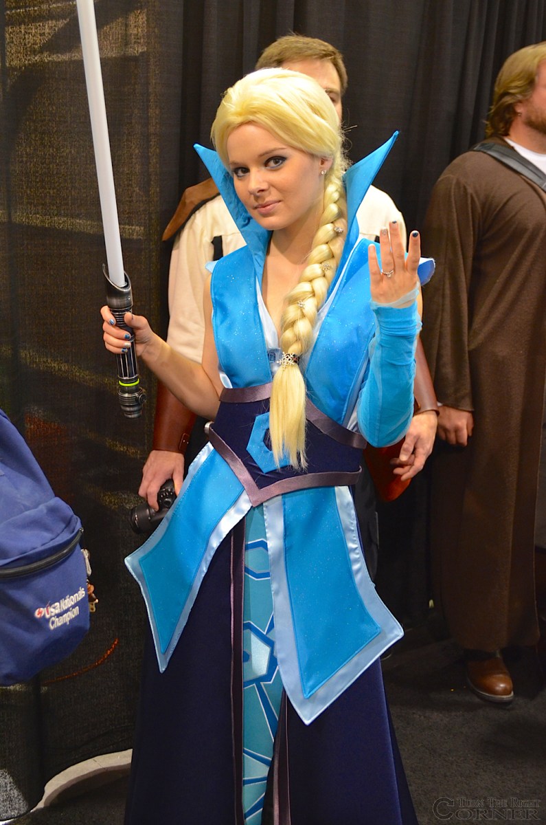 Star Wars Celebration 2015 Frozen Elsa Jedi 2