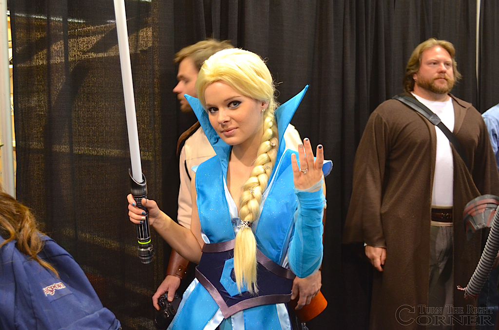 Star Wars Celebration 2015 Frozen Elsa Jedi