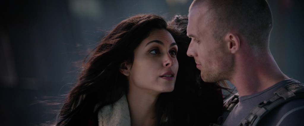 Deadpool Movie Screenshot Morena Baccarin Vanessa Copycat 4