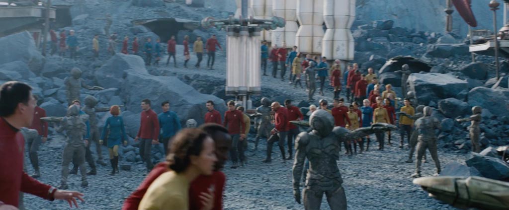 Star Trek Beyond Teaser Screenshot Enterprise Crew
