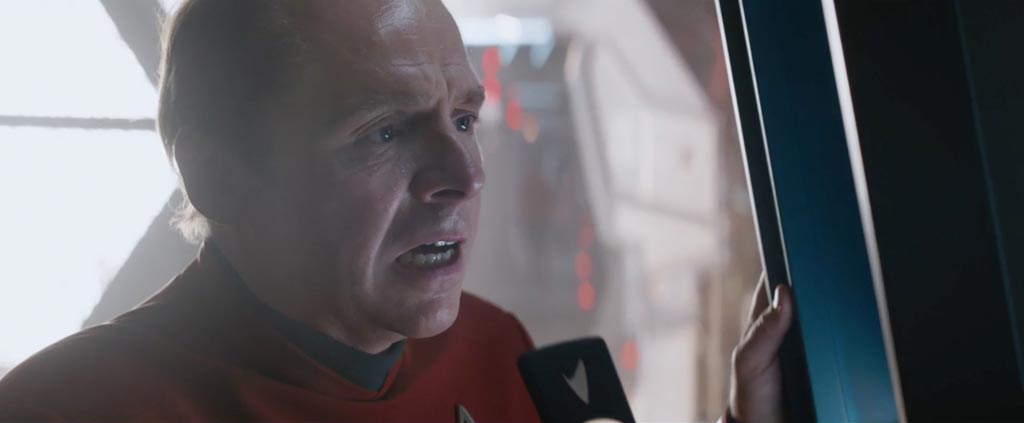 Star Trek Beyond Teaser Screenshot Simon Pegg Scotty 2