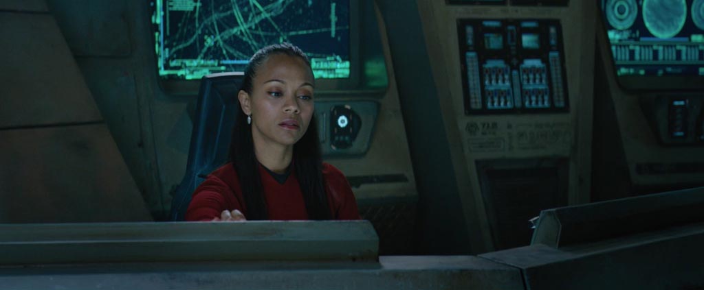 Star Trek Beyond Teaser Screenshot Zoe Saldana Uhuru 1