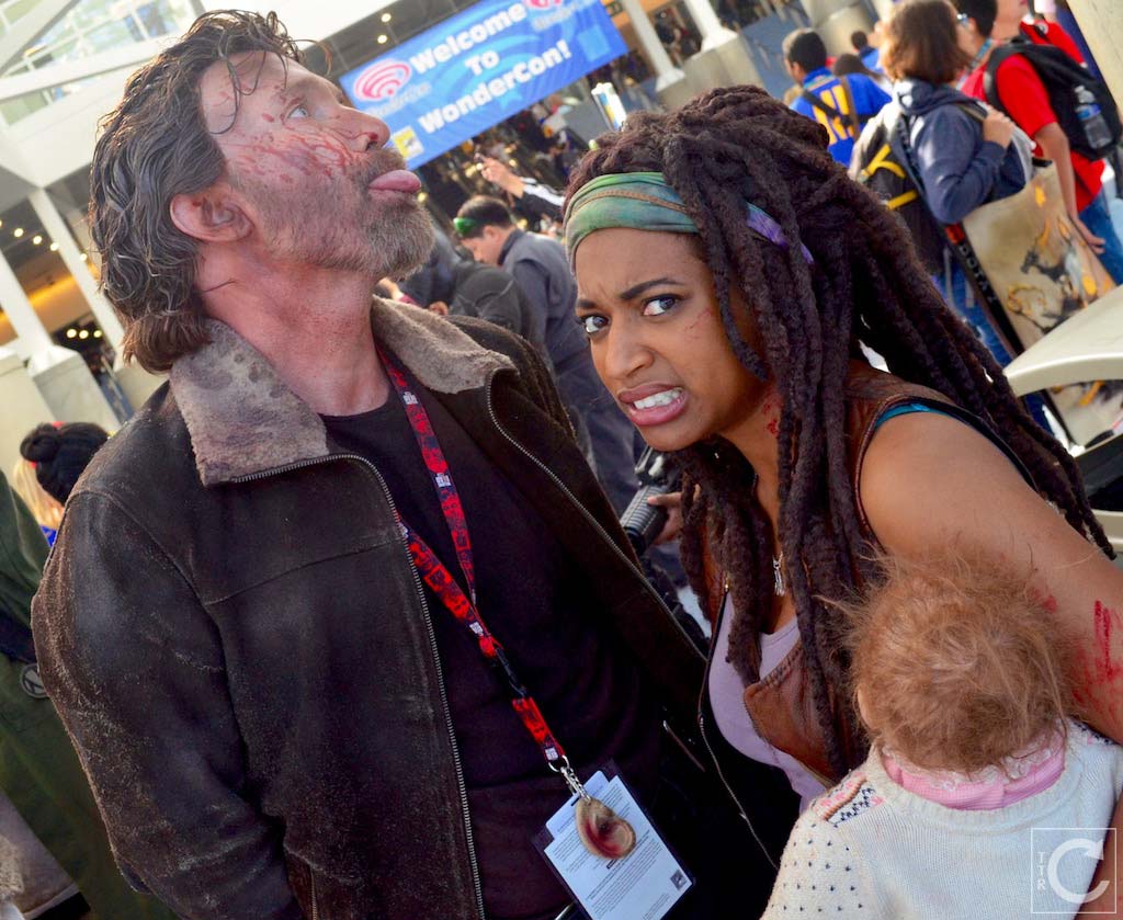 WonderCon 2016 Cosplay Funny Outtakes 102 Rick Michonne Walking Dead