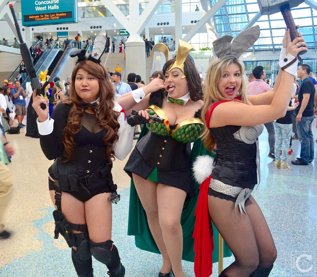 WonderCon 2016 Cosplay Funny Outtakes 125 Marvel Playboy Bunny