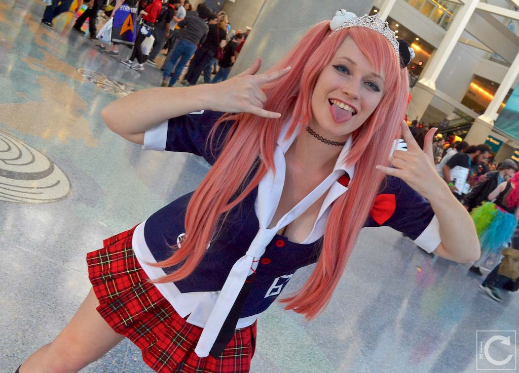 WonderCon 2016 Cosplay Funny Outtakes 133 Junko Enoshima