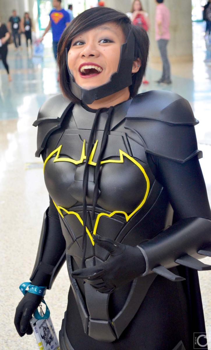 WonderCon 2016 Cosplay Funny Outtakes 38 Batgirl