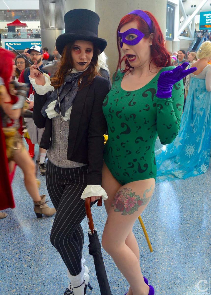WonderCon 2016 Cosplay Funny Outtakes 44 Riddler Penguin Crossplay