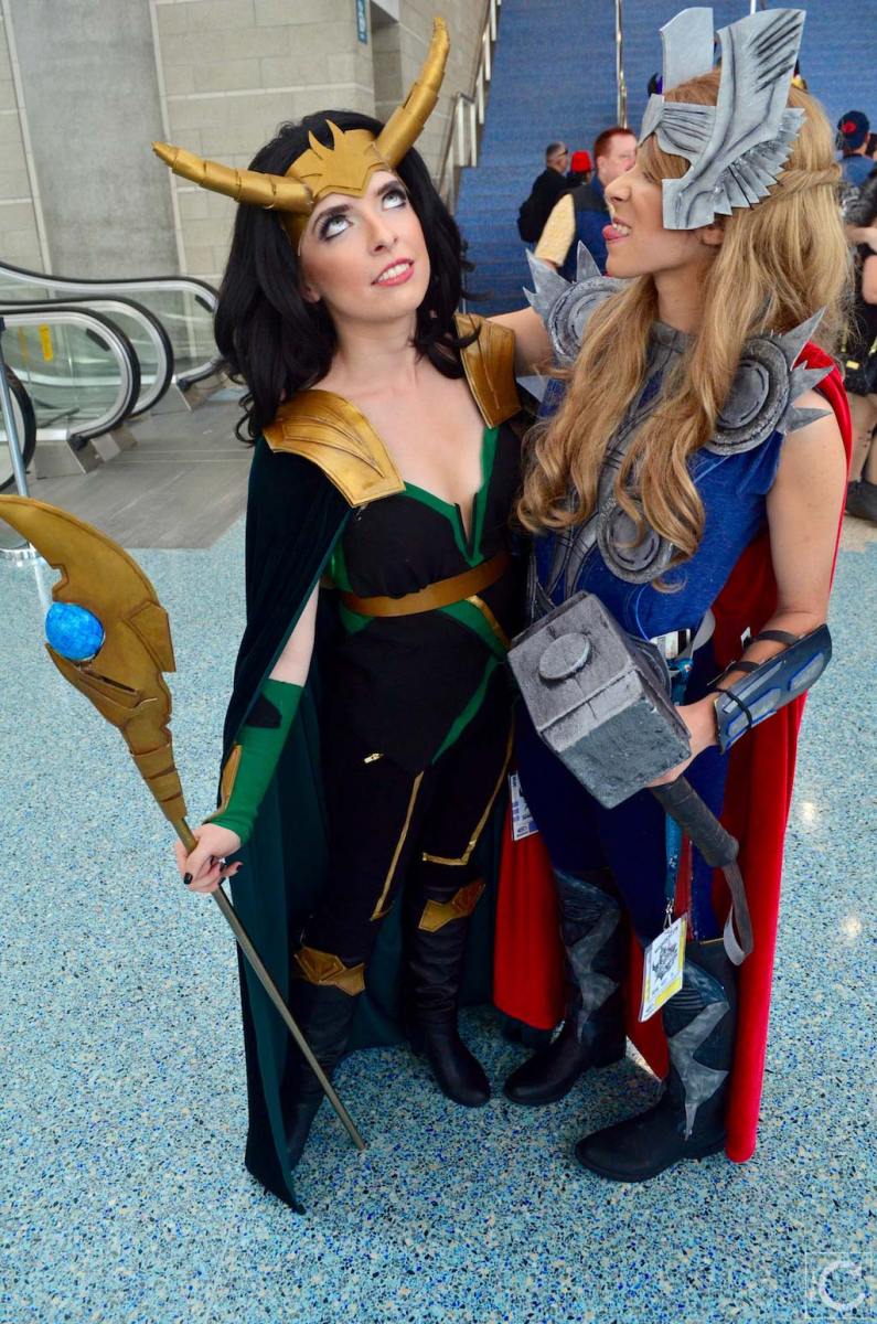 WonderCon 2016 Cosplay Funny Outtakes 46 Thor Loki
