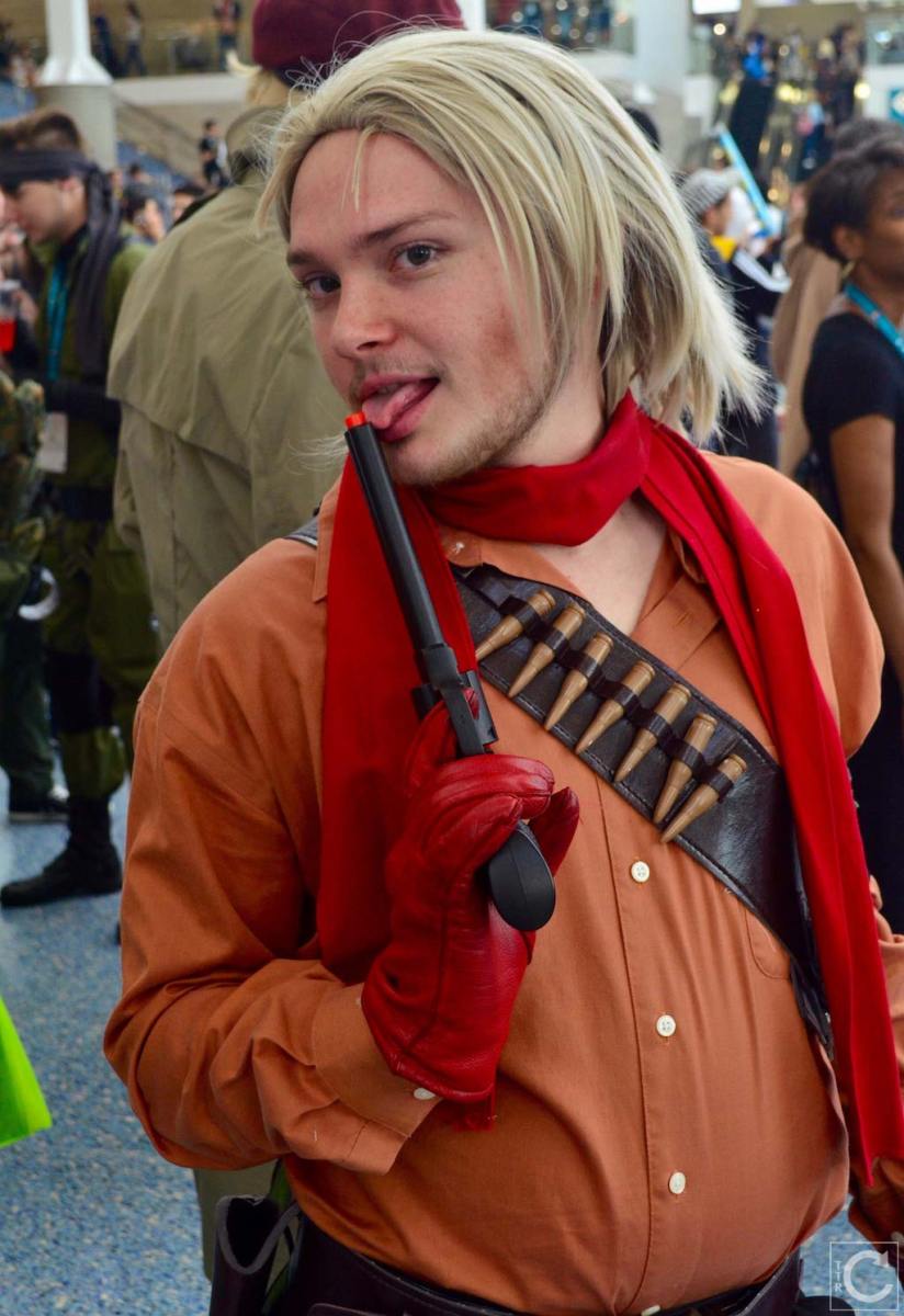 WonderCon 2016 Cosplay Funny Outtakes 47 Revolver Ocelot