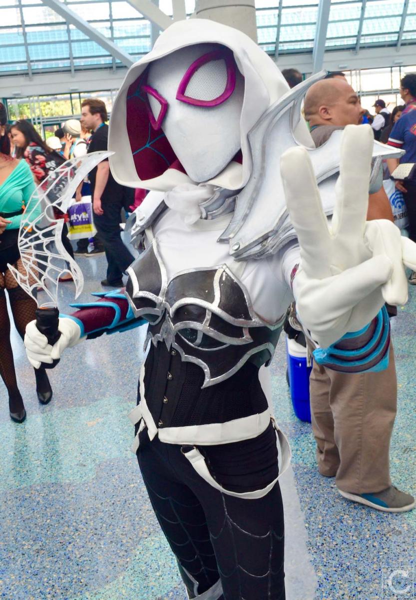 WonderCon 2016 Cosplay Funny Outtakes 89 Hendo Warrior Spider-Gwen