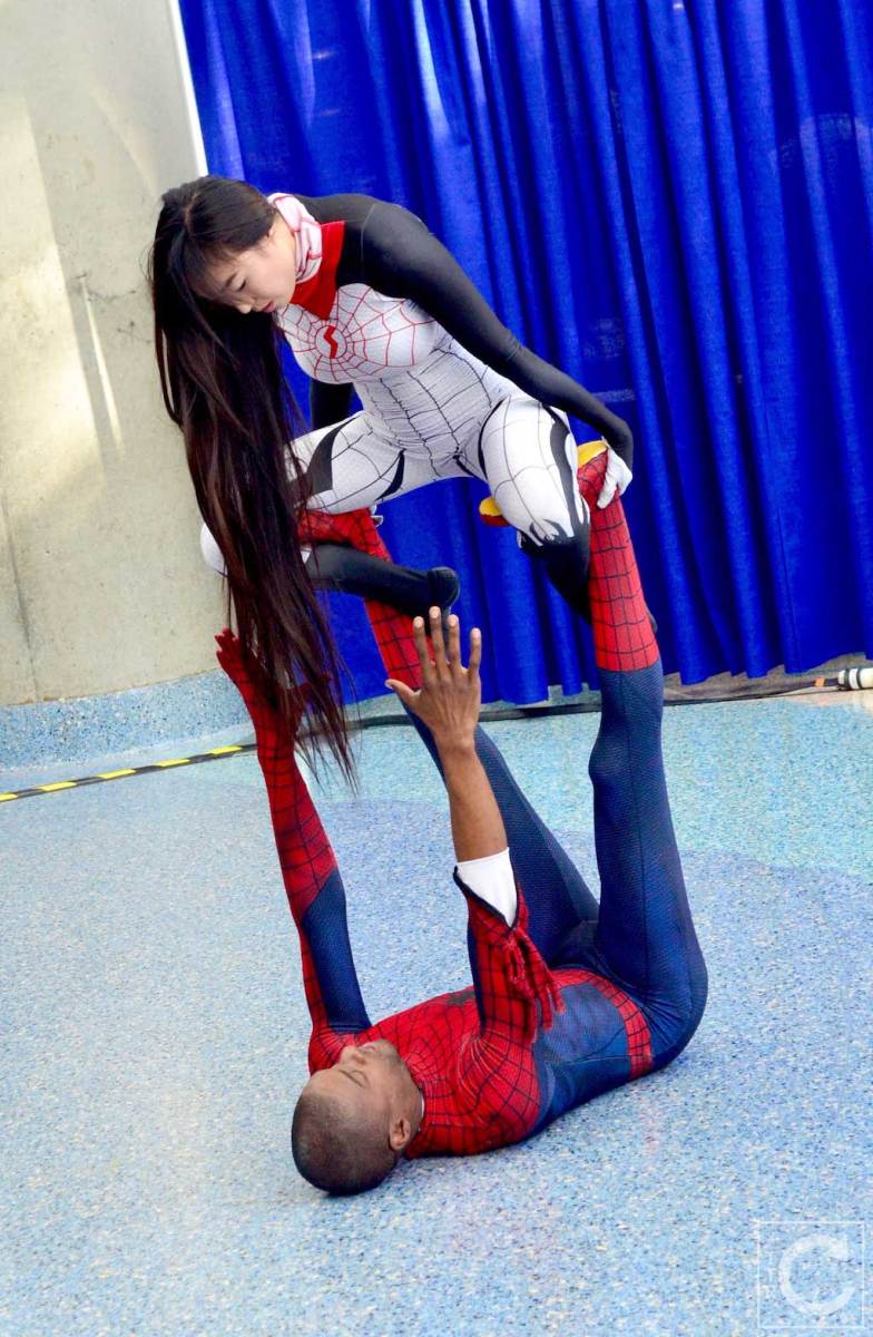 WonderCon Cosplay Saturday 2016 133 Silk and Spiderman Yoga