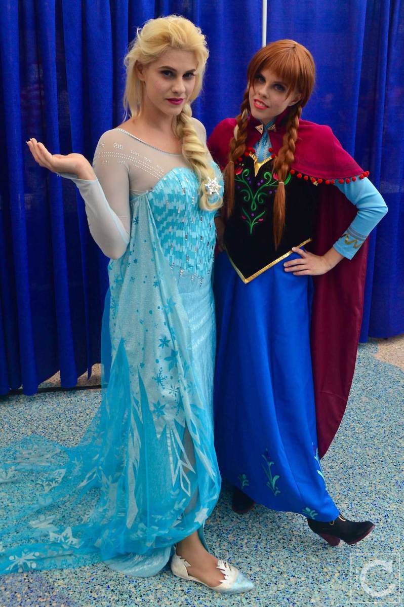 WonderCon Cosplay Saturday 2016 183 Elsa Anna Frozen